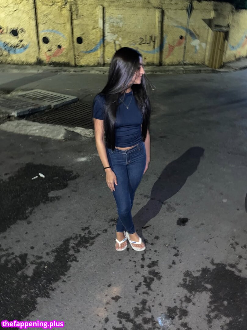 laysxx / llaralys / lyslaraa.__ Foto OnlyFans Nua #8