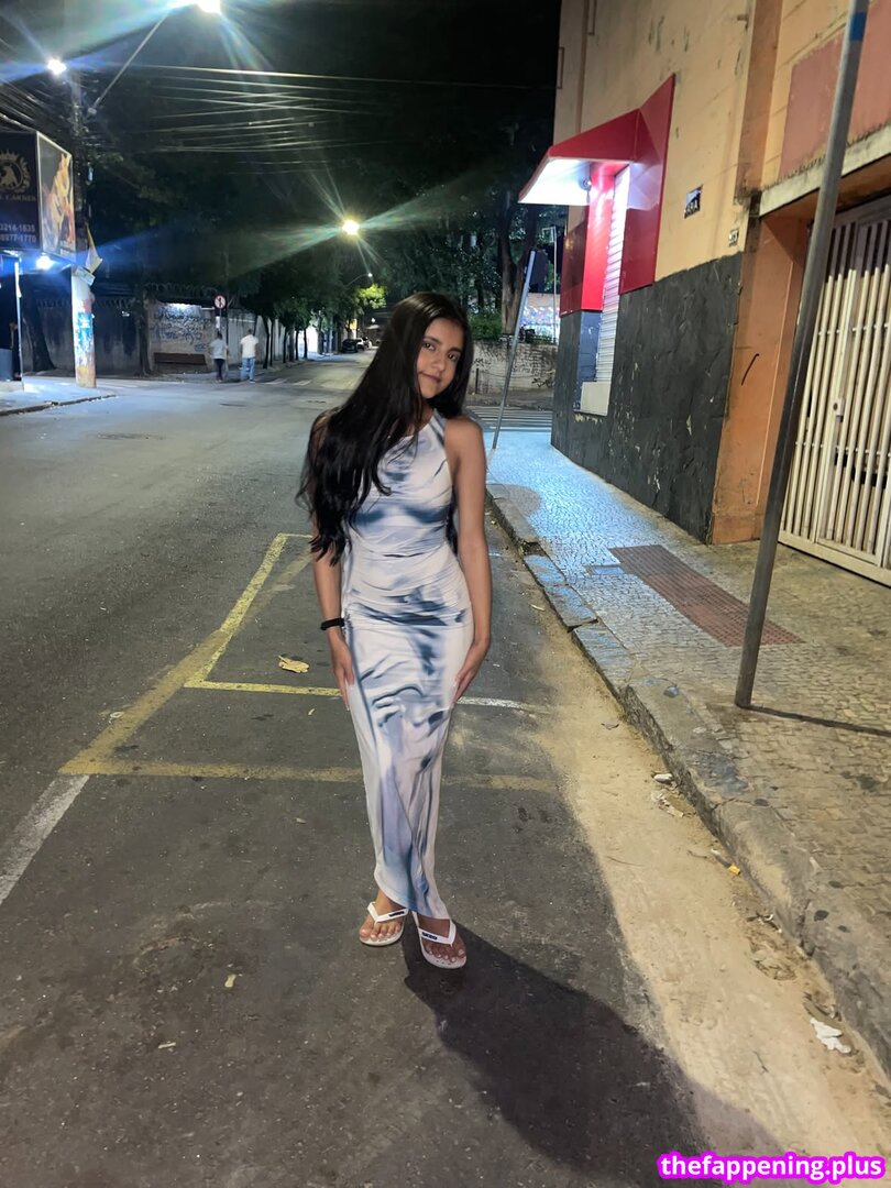 laysxx / llaralys / lyslaraa.__ Foto OnlyFans Nuda #10