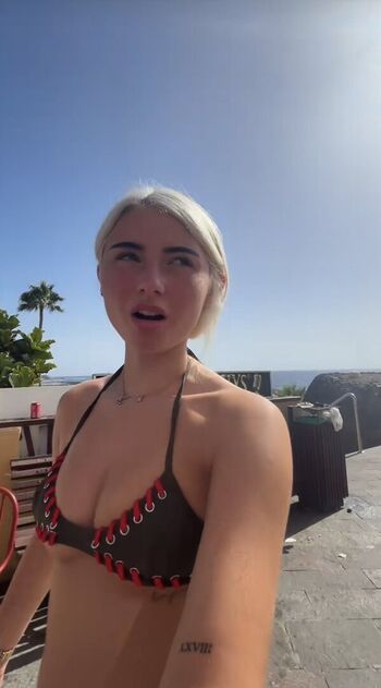 Full leaked Llorenna hodgkinson page private onlyfans photo