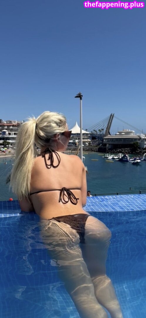 Corey & Llorenna / Llorenna Hodgkinson / corey-and-llorenna / popular Nagie OnlyFans Zdjęcie #17