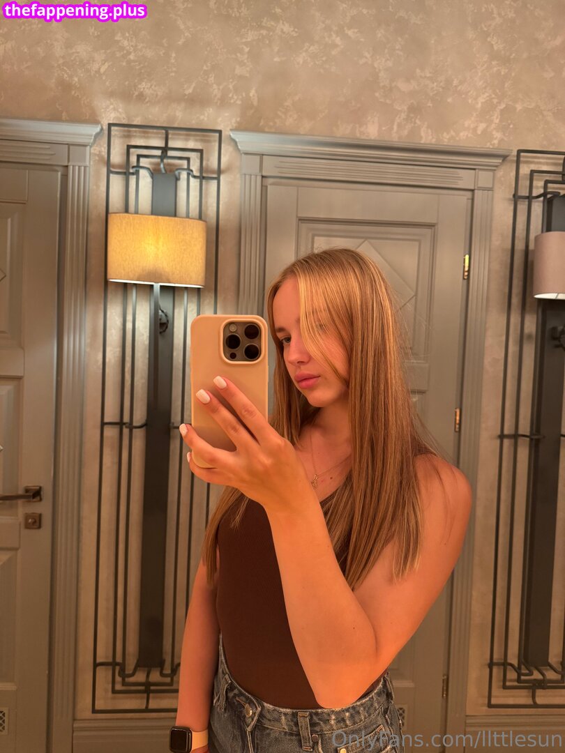 llttlesun Meztelen OnlyFans Fotó #12
