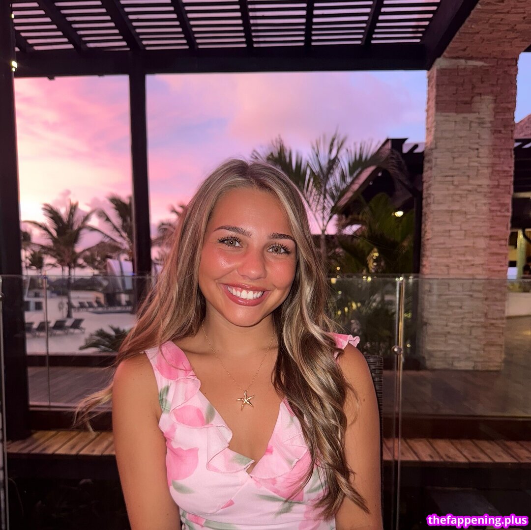 Llyssa Nichole / alyyssanicole / llyssanicholee Naakte OnlyFans Foto #16
