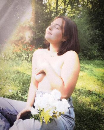 Full leaked Lo dmgt private onlyfans photo