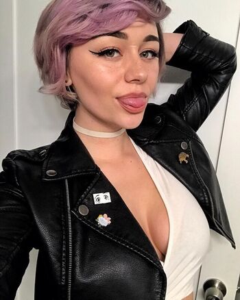 LocalGal9