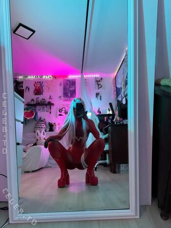Full leaked Lofipeach cos page private onlyfans photo