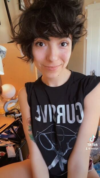 Full leaked Lokeigh private onlyfans photo