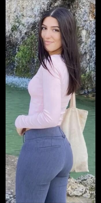 Full leaked Lola clr private onlyfans photo