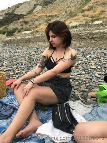 Full leaked Lola deinnn private onlyfans photo