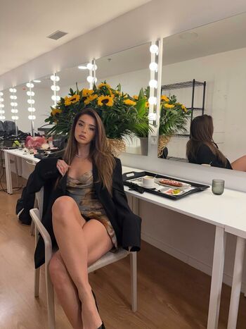Full leaked Lola indigo private onlyfans photo