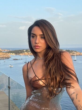 Full leaked Lola indigo private onlyfans photo