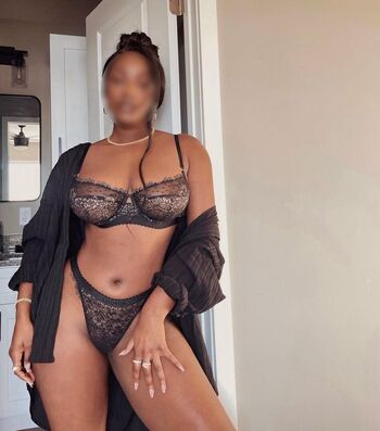 Full leaked Lola ivy private onlyfans photo