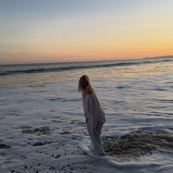 Full leaked Lola sheen private onlyfans photo