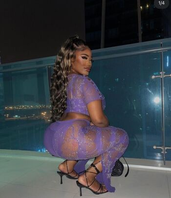 Full leaked Lola tasie private onlyfans photo