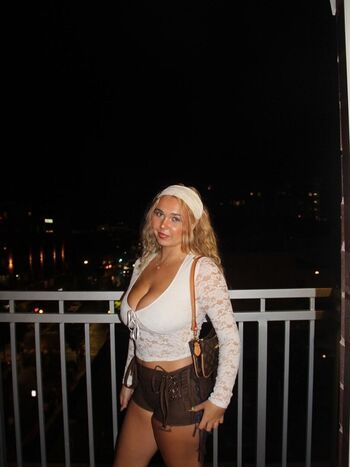 Full leaked Lola zurweller private onlyfans photo