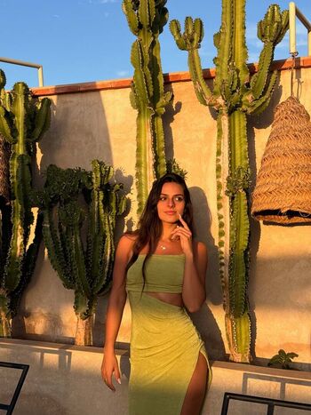 Full leaked Lolaa ytb private onlyfans photo