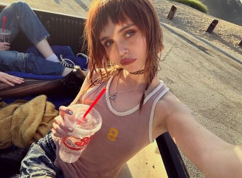 Full leaked Lolabllue private onlyfans photo