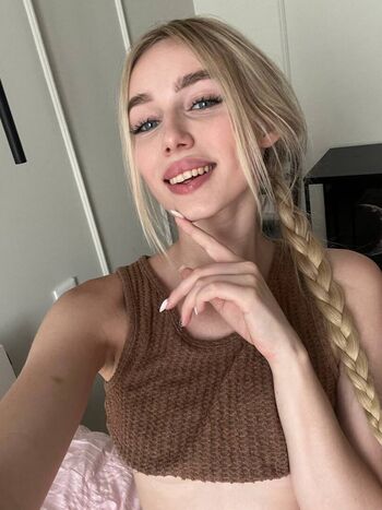 Full leaked Lolly christal free private onlyfans photo