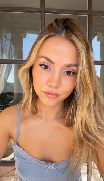 Full leaked Lollyzlexi private onlyfans photo