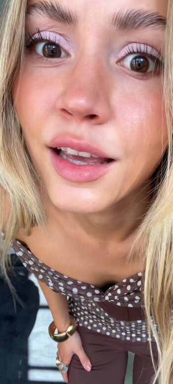 Full leaked Lollyzlexi private onlyfans photo