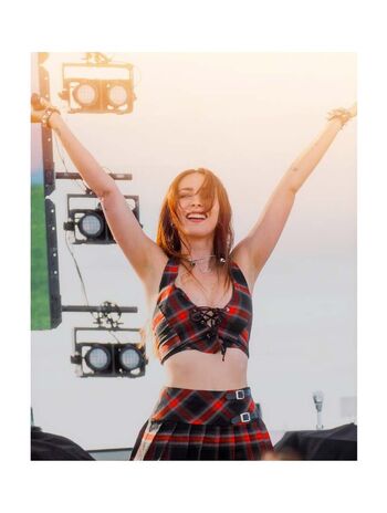 Full leaked Mara oliveira/ private onlyfans photo