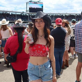 Full leaked Darli karina/ private onlyfans photo