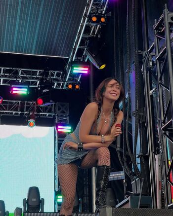 Full leaked Typicallylotti/ private onlyfans photo