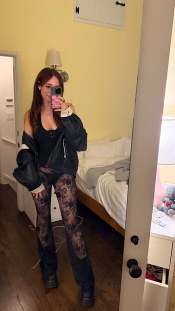 Full leaked Sha rizel/ private onlyfans photo