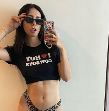 Full leaked Zoweybunny/ private onlyfans photo