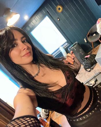 Full leaked Nwl / private onlyfans photo