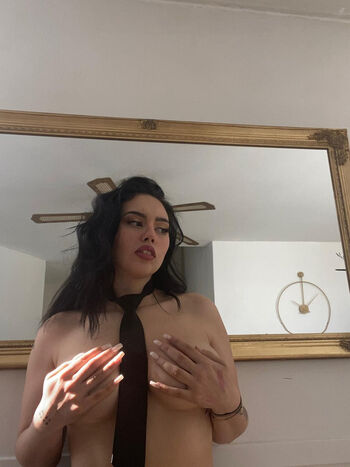 Full leaked Loloryie private onlyfans photo