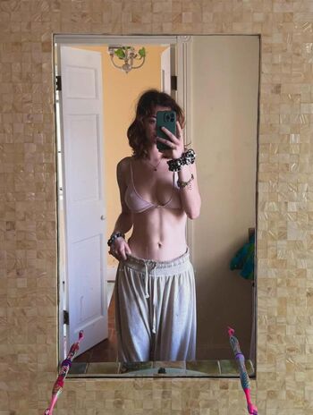 Full leaked Lolwhatgod private onlyfans photo