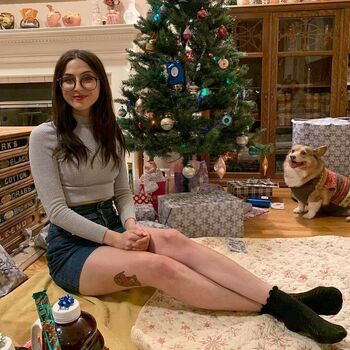 Full leaked Lonelypeaches private onlyfans photo