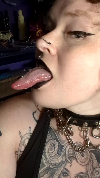 Long Tongue Fetish