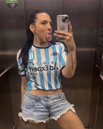 Full leaked Long tongue fetish private onlyfans photo