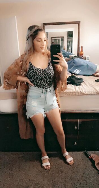 Full leaked Loovee seeniaa private onlyfans photo