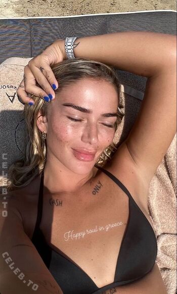 Full leaked Loredana zefi private onlyfans photo