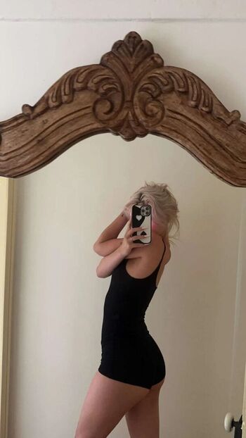 Full leaked Loren gray private onlyfans photo