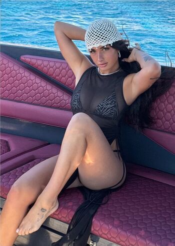Full leaked Lorenza amitrano private onlyfans photo