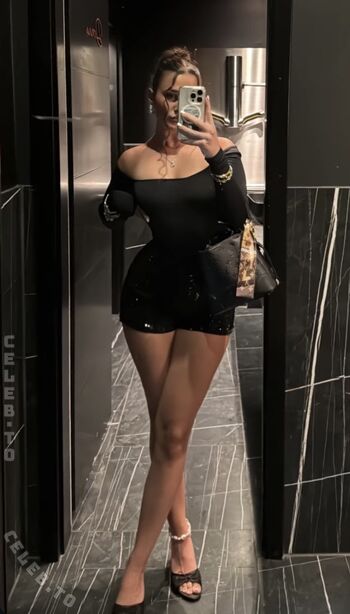 Full leaked Lotti aisha greinwald page private onlyfans photo