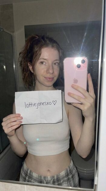 Full leaked Lottiejonesxo private onlyfans photo