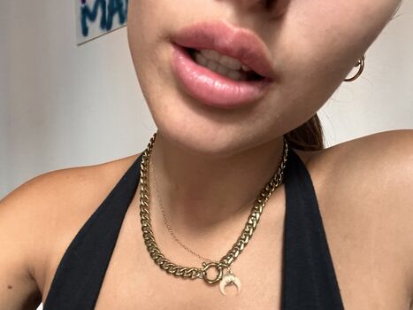 Full leaked Louannvecchia private onlyfans photo