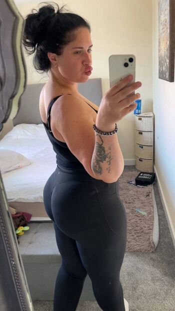 Full leaked Louis alongtongue private onlyfans photo
