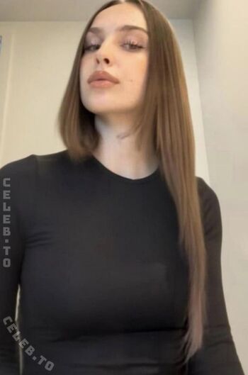 Full leaked Louisa jindaoui private onlyfans photo