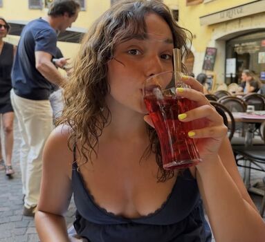 Full leaked Louisaxirzo private onlyfans photo