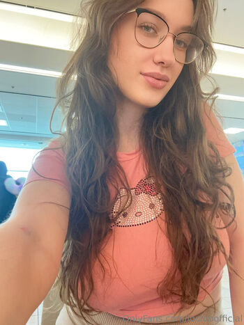 Full leaked Louisebordeaux private onlyfans photo