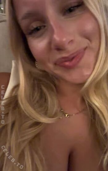 Full leaked Loulou fbl private onlyfans photo