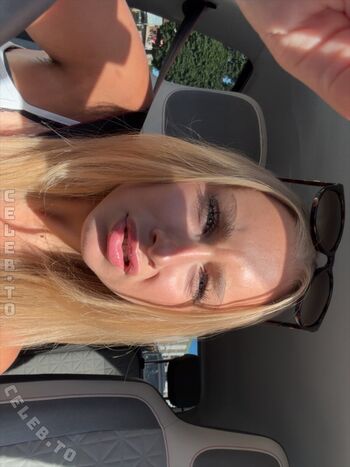 Full leaked Loulou fbl private onlyfans photo