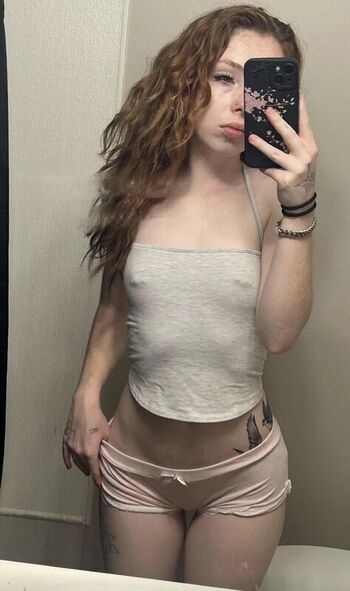Full leaked Lovecalixo private onlyfans photo