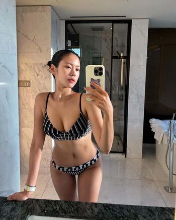 Full leaked Lovelyjoohee page private onlyfans photo