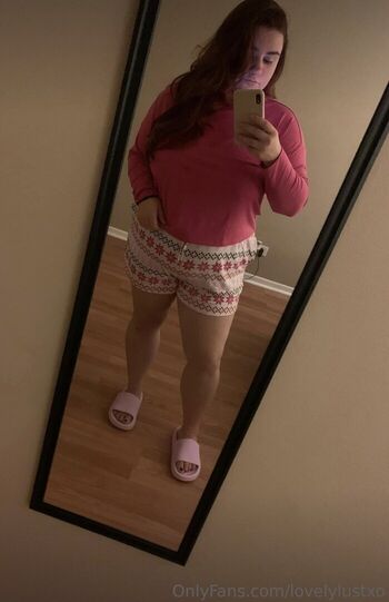 Full leaked Lovelylustxo page private onlyfans photo